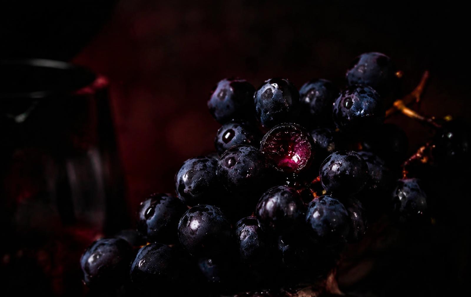 Alicante Bouschet grapes